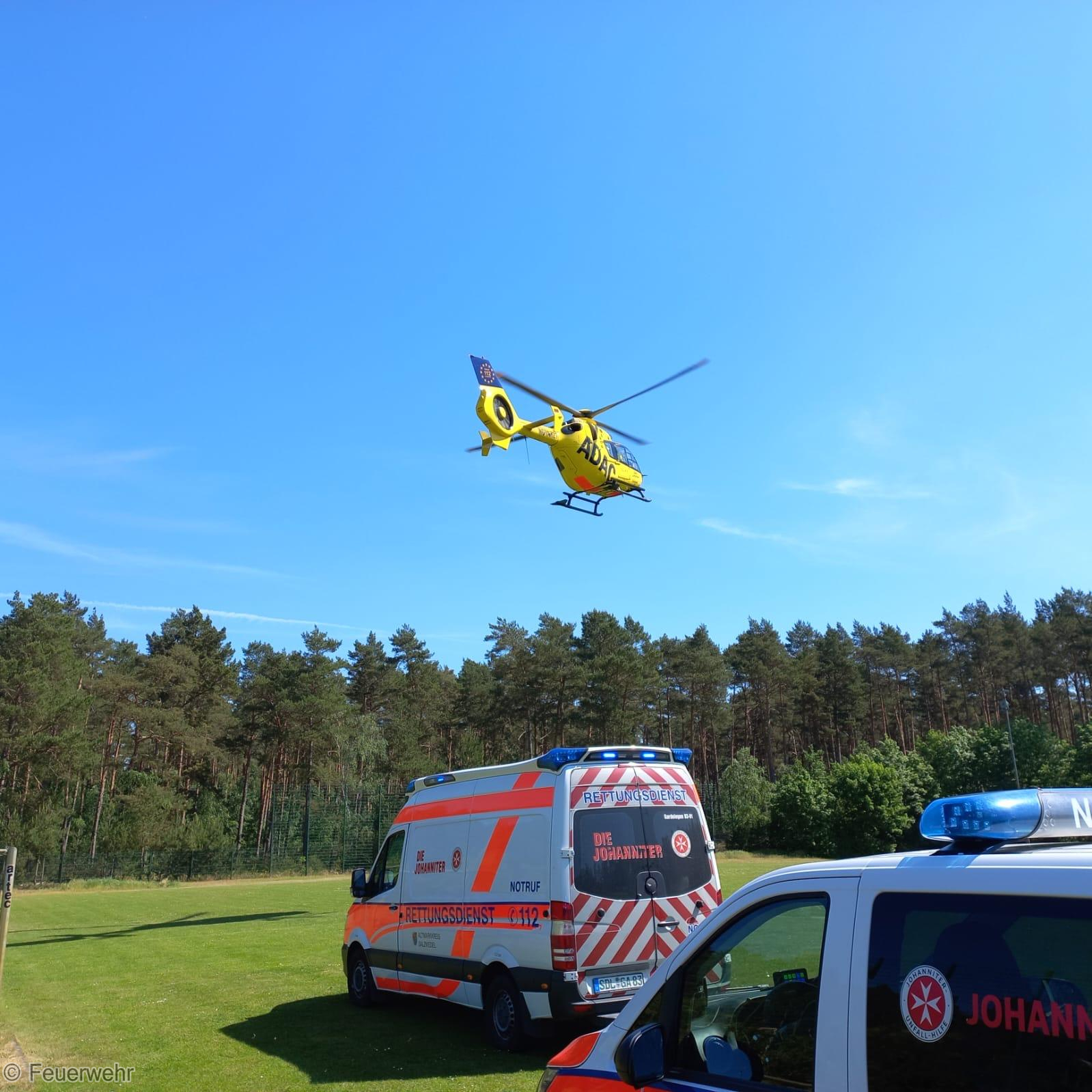 Einsatzfoto Hilfe A - Sicherung Landeplatz ...